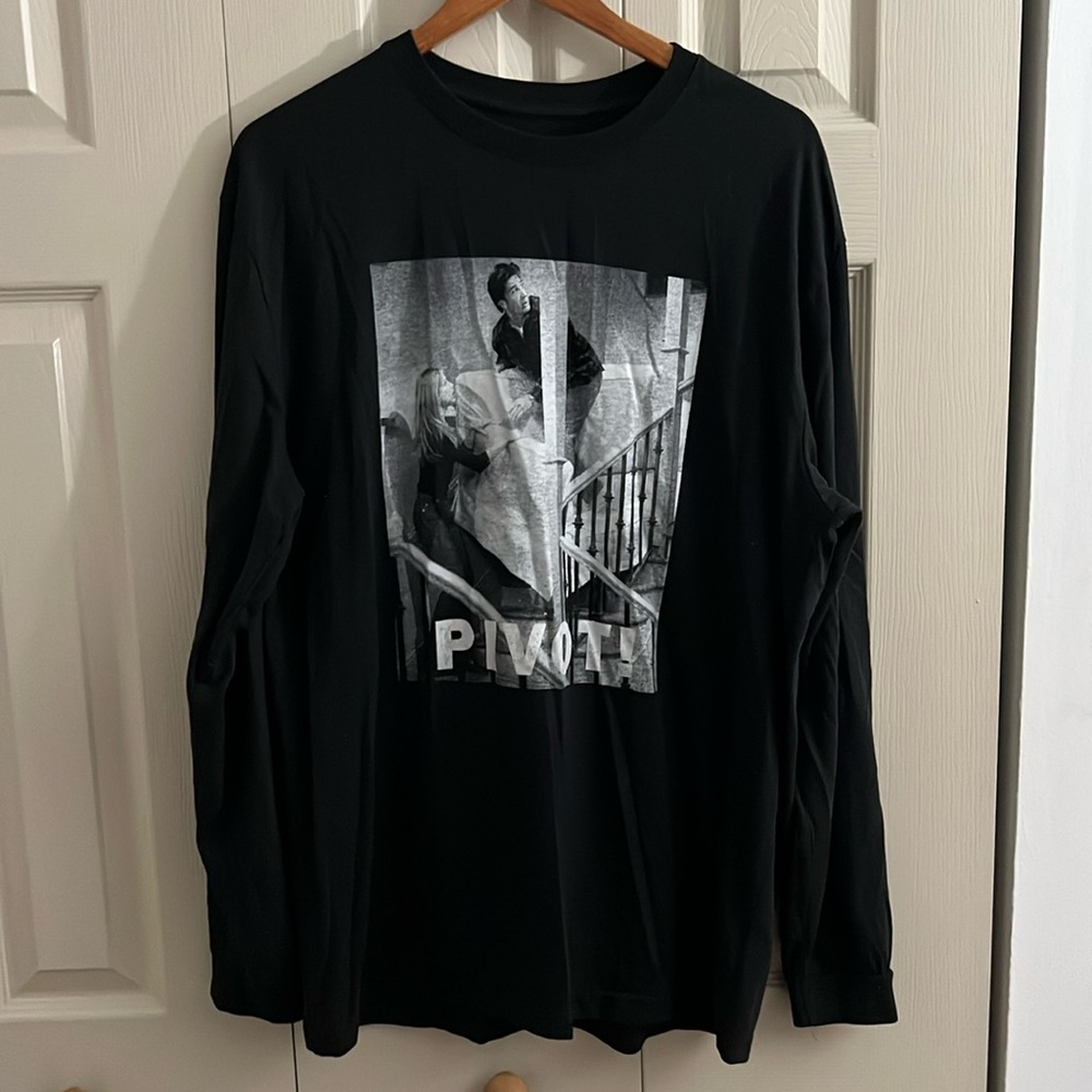 Friends tee